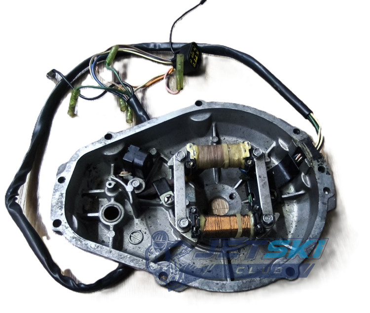 Крышка c катушками  Yamaha 760 64X-81337-00-8S   64X-85521-01