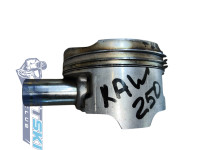Комплект поршень с кольцами,палец Kawasaki 250