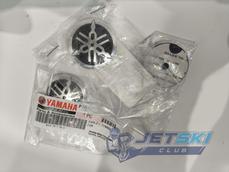 Шильдик Yamaha F1K-U411H-00